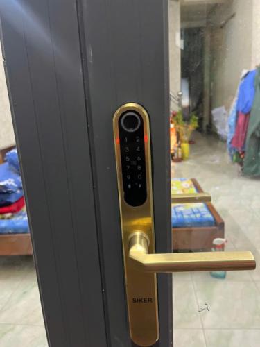 Bàn Giao Công Trình Lắp Đặt Khóa Điện Tử Siker KTS 109 Tại Quận Tân Phú, TP.HCM