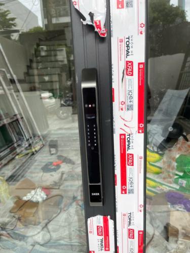 Bàn Giao Công Trình Lắp Đặt Khóa Điện Tử Siker KTS 141.3D Tại Quận 5 TP HCM